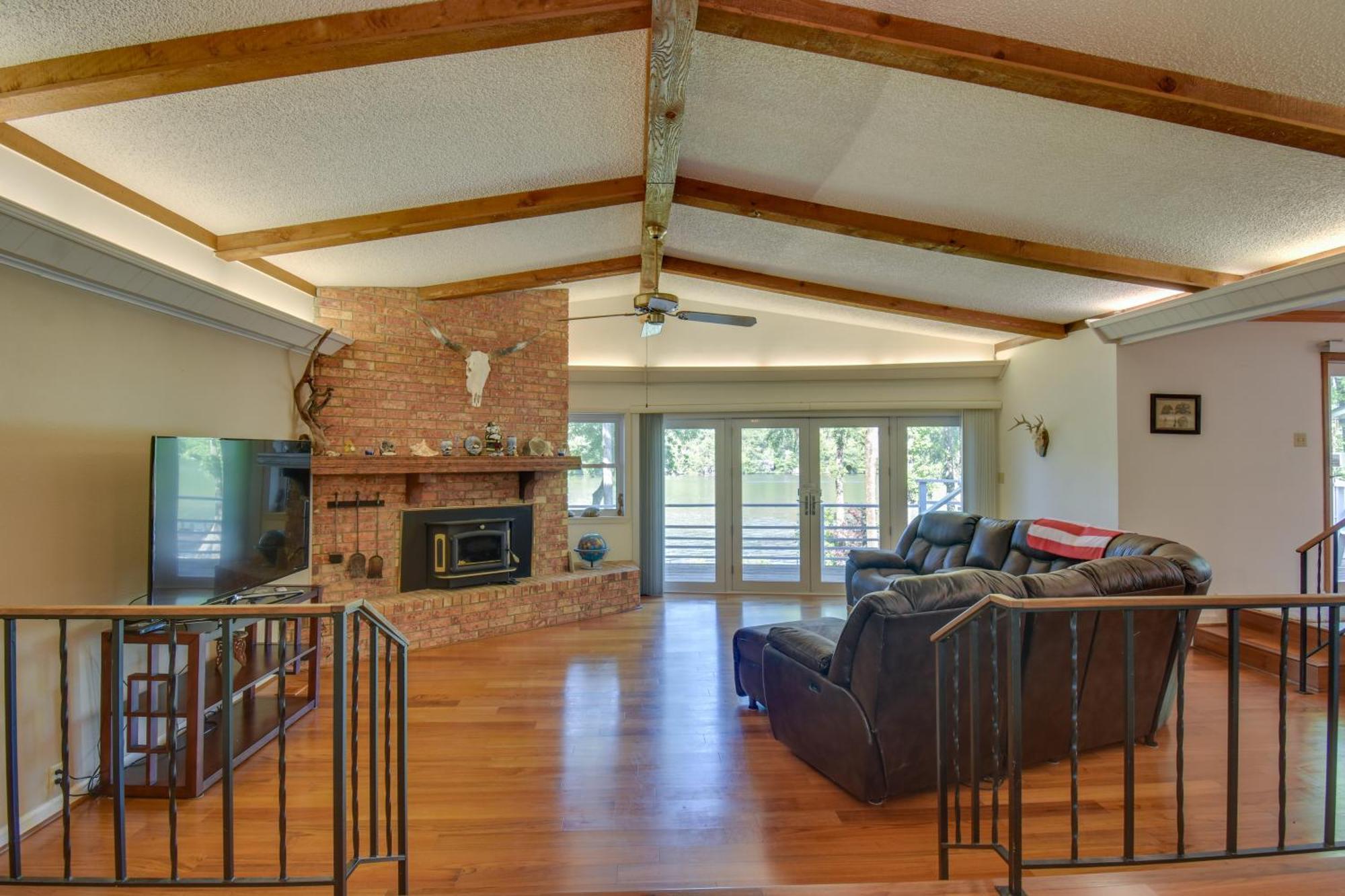 Lakefront Retreat With Deck, Dock And Resort Amenities Hot Springs Exterior photo